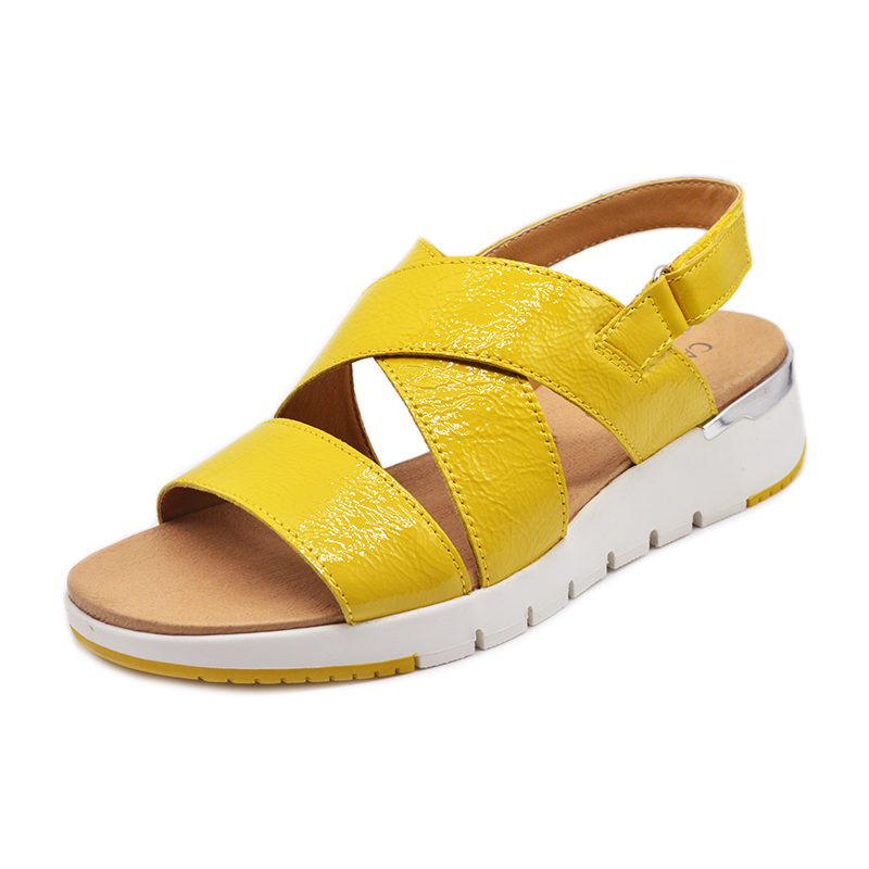 Dámské žluté sandály CAPRICE 28700-24